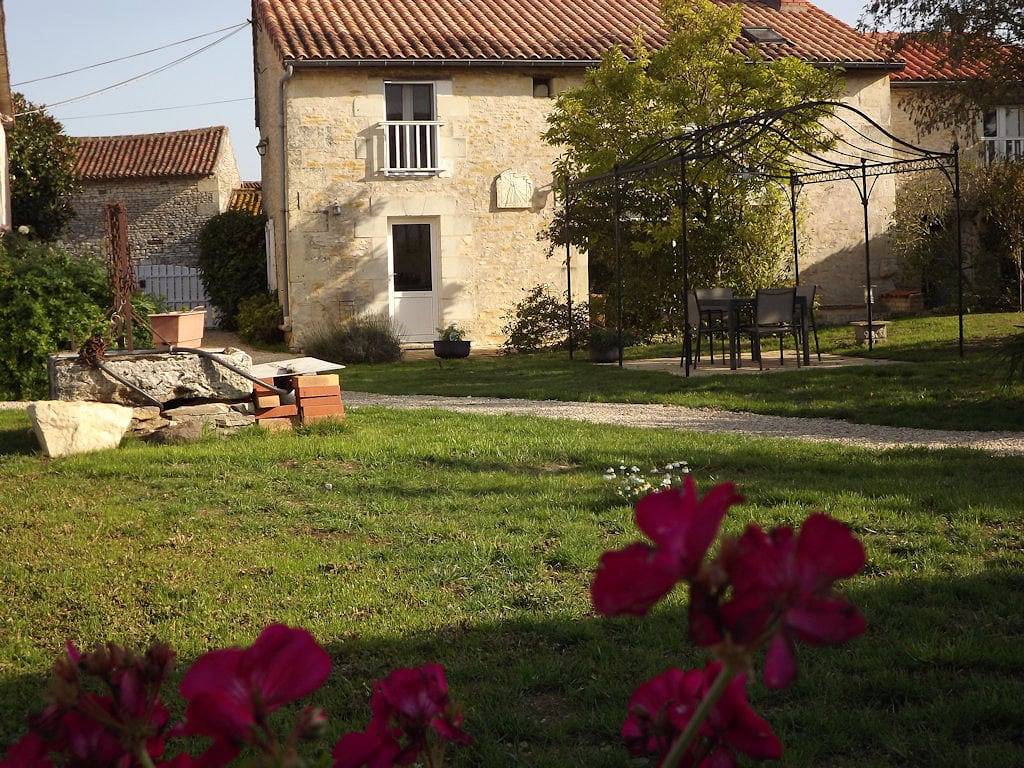 Chambres d'hôtes La Dorelle - Chambre Azur in Bournand, Vienne (France)