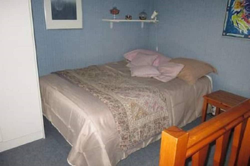 Gîte \"villa L'astrée in Nans-les-Pins, Brignoles region