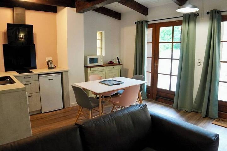 Gîte pour 6 personnes, avec jardin à Alet-les-Bains - 2