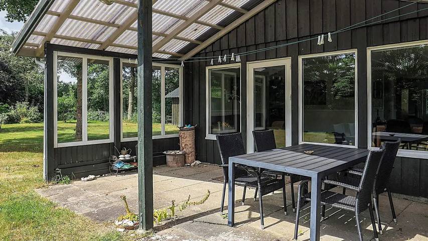 Ferienhaus für 3 Personen, mit Terrasse in Serup Strand - 2