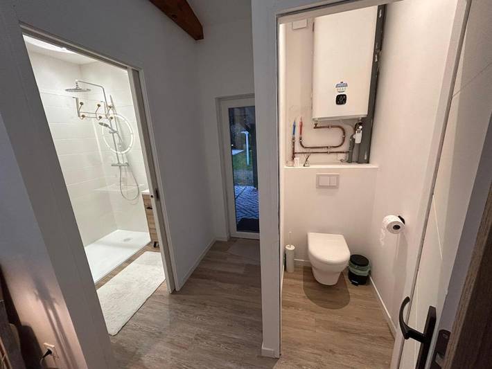 Location de vacances pour 2 personnes, avec jardin ainsi que piscine et terrasse à Seyresse - 2