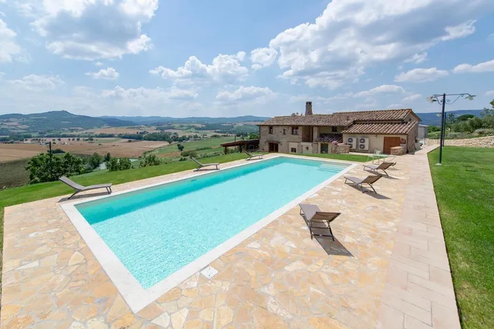Apartamento de vacaciones para 9 personas, con jardín además de piscina y vistas - 1