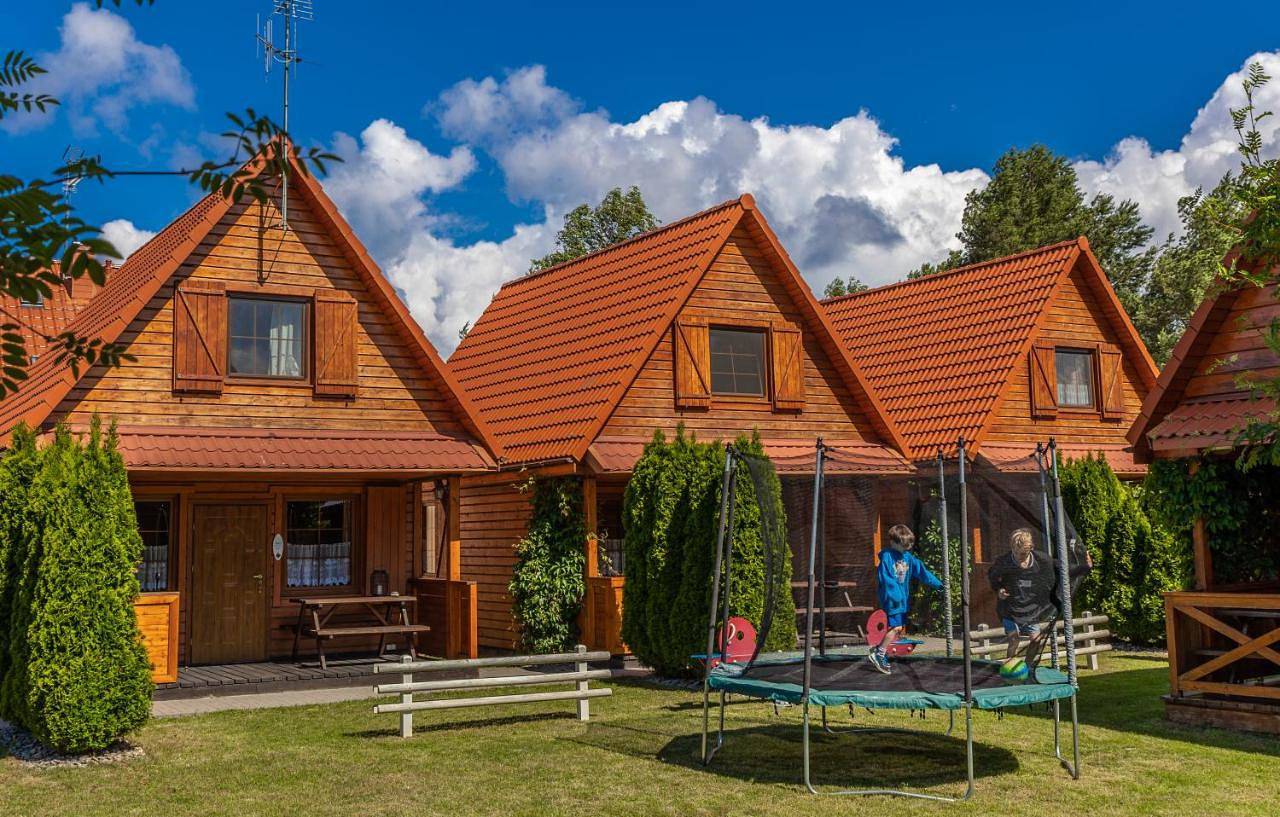 Mandala Domki in Bobolin, Powiat Sławieński