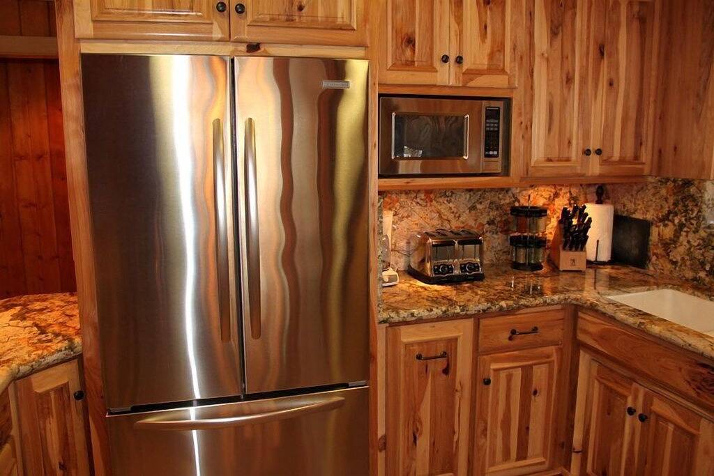 (66) Grizzly Giant (3 Bedrooms Only) at The Redwoods In Yosemite in Wawona, Mariposa County