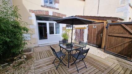 Gîte pour 6 personnes, avec terrasse à Appoigny