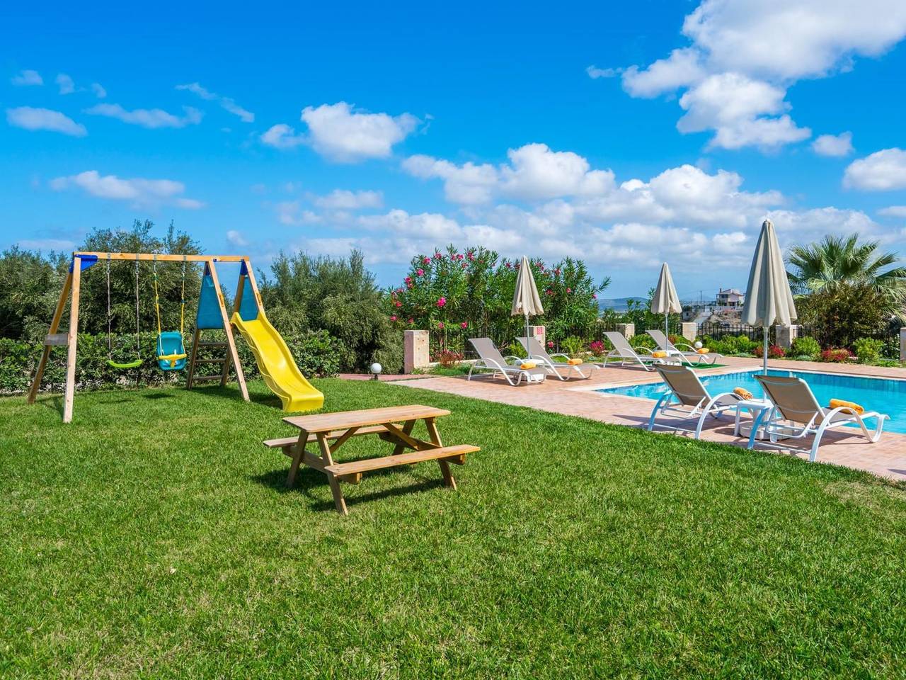Familienvilla mit privatem Pool, Spielplatz und in Mesi, Rethymno e dintorni