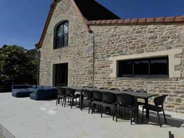 Gîte pour 14 personnes, avec jardin à Miers