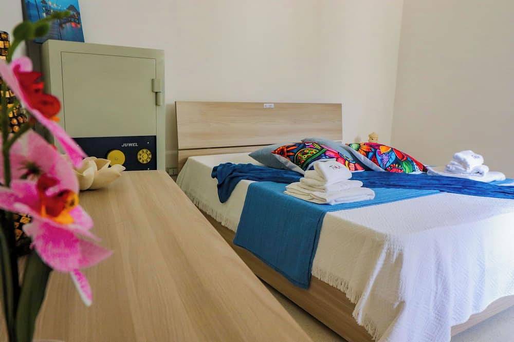 Wunderbares alleinstehendes Ferienhaus für 4 Gäste mit  W-Lan, Klimaanlage und Tv, bei Otranto in Cannole, Lecce Provinz