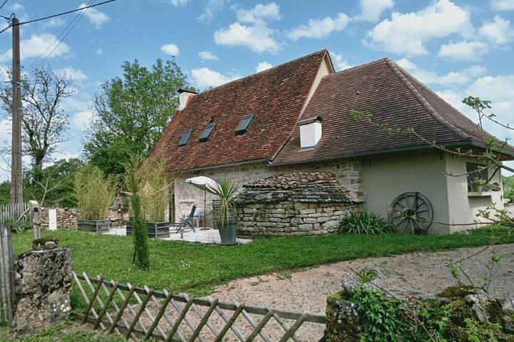 Location de vacances pour 4 personnes, avec jardin à Thémines