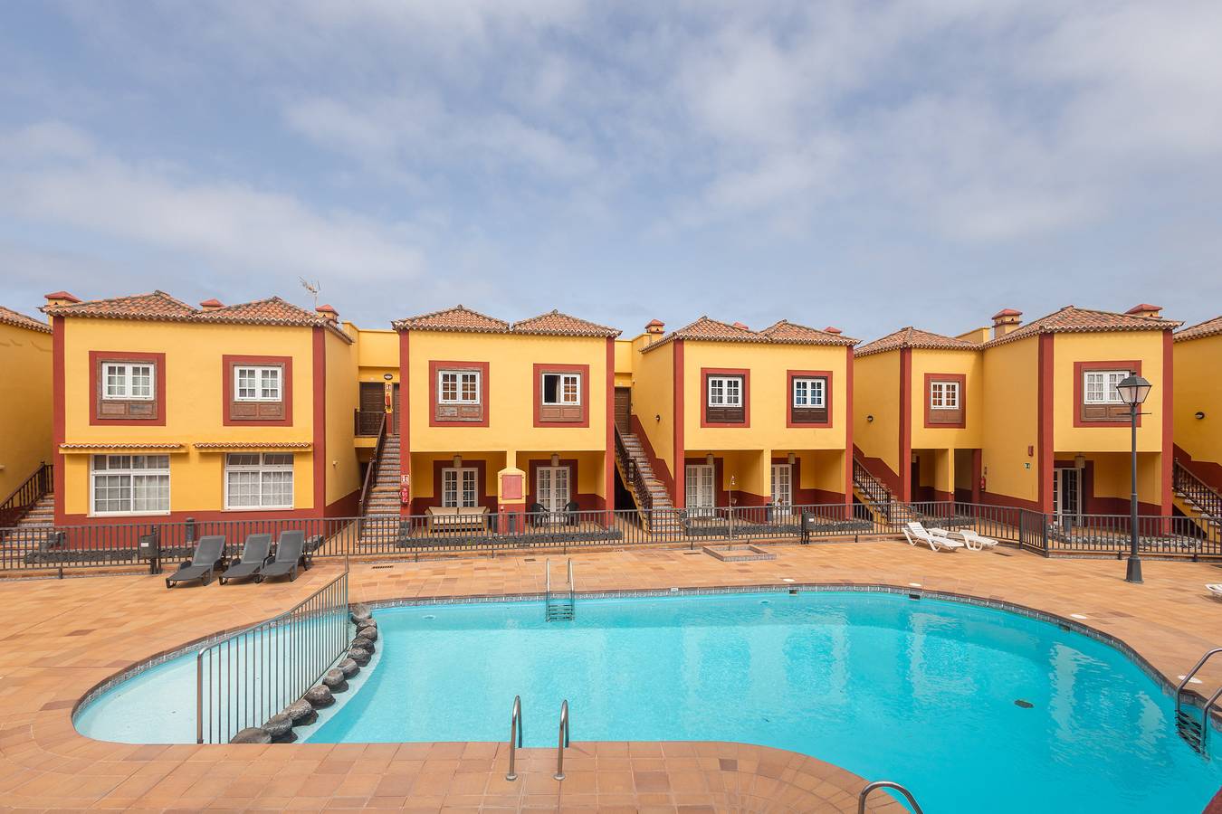 Apartamento entero, Lightbooking Las Breñas Garden con piscina in La Polvacera, Breña Baja