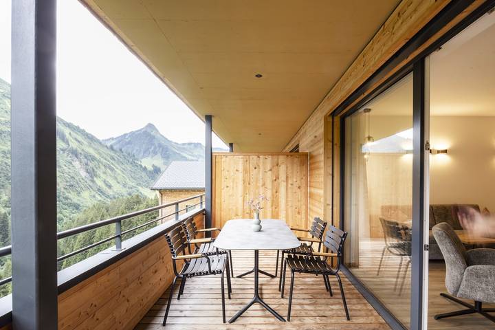 Ferienwohnung für 6 Personen, mit Balkon und Terrasse in Damüls - 2
