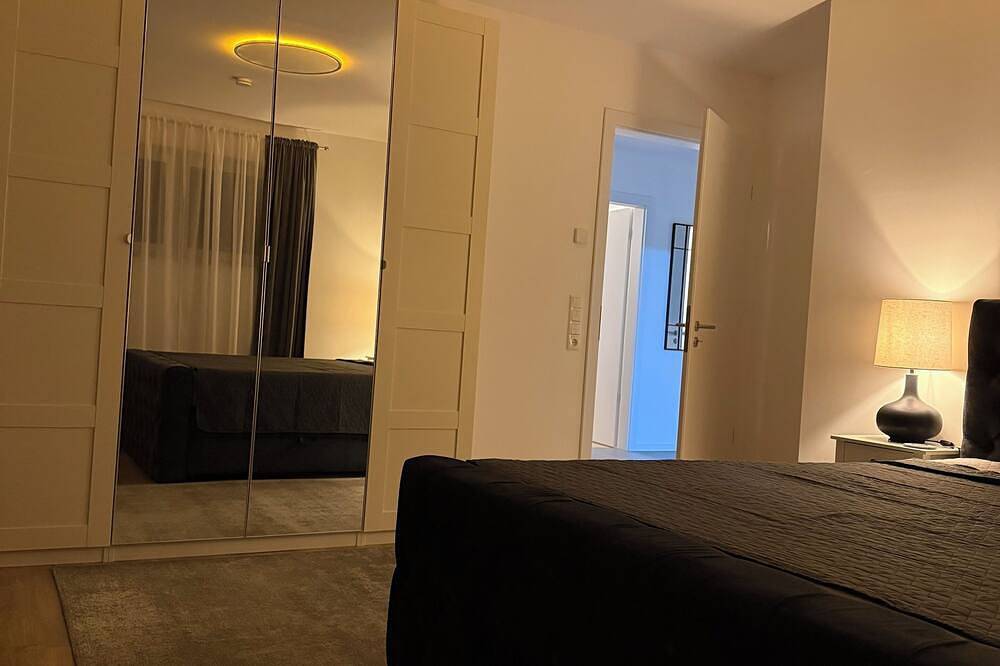 Ganze Wohnung, Noahs Ferienoase - Luxusappartement, barrierefrei in Schortens, Nordseeküste