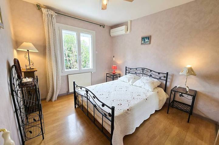 Location de vacances pour 8 personnes, avec balcon et jardin à Volonne - 4