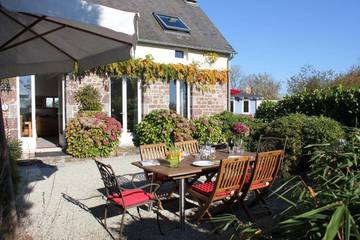 Gîte pour 6 personnes, avec terrasse et jardin, animaux acceptés à Sourdeval-les-Bois