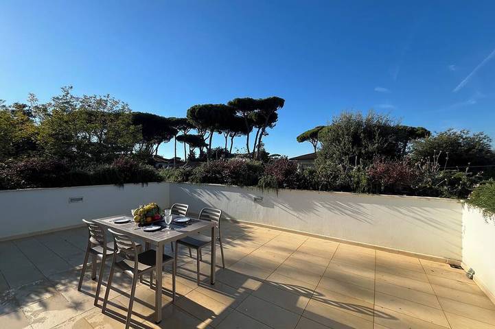Apartamento entero, Casa Iris, wonderful terrace close to the seaside in Lido di Camaiore, Camaiore