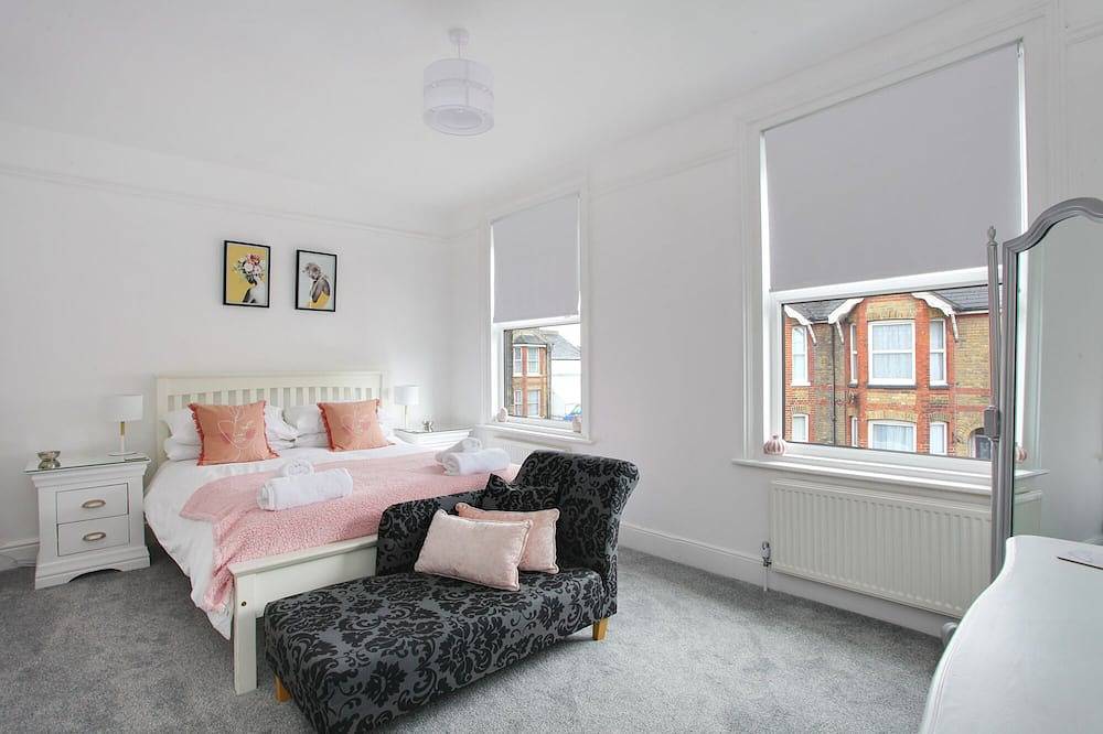 Sea Salt Cottage - Dog friendly, mins to beach, Nr to many Golf clubs in Deal, Kent