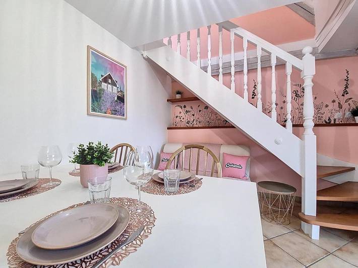 Gîte pour 8 personnes, avec terrasse à Bergbieten