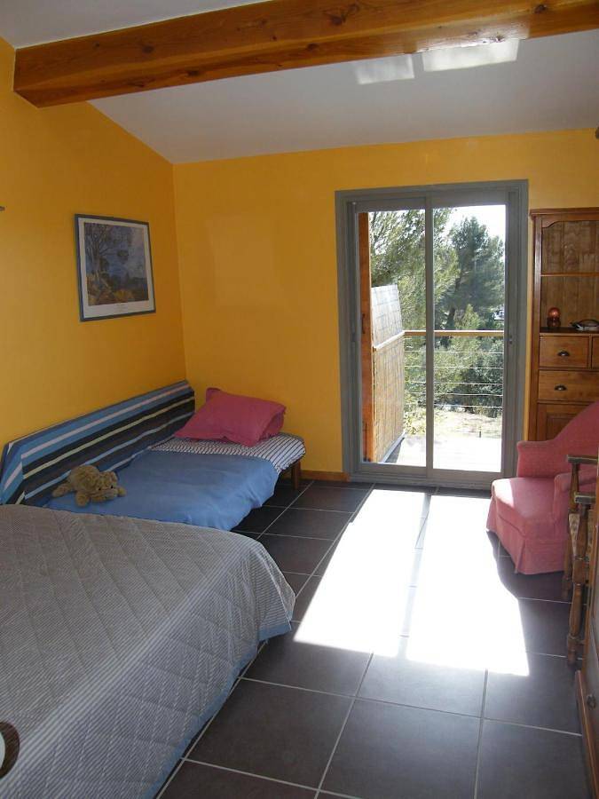 Location de vacances pour 7 personnes, avec vue ainsi que piscine et terrasse, animaux acceptés à Saint-Côme-et-Maruéjols - 4