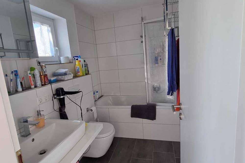 Ganze Wohnung, Holiday Apartment Moises y Ruth mit schönen Garten in Murg, Südschwarzwald