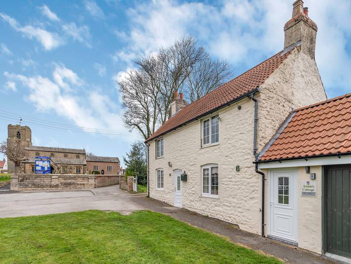 Cottage for 2 people, with garden, with pets in Bempton