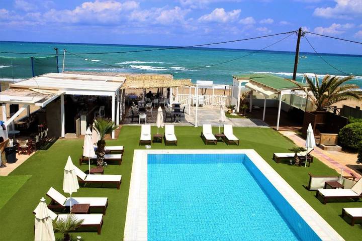 Ferienhaus für 3 Personen, mit Pool und Ausblick sowie Garten, mit Haustier