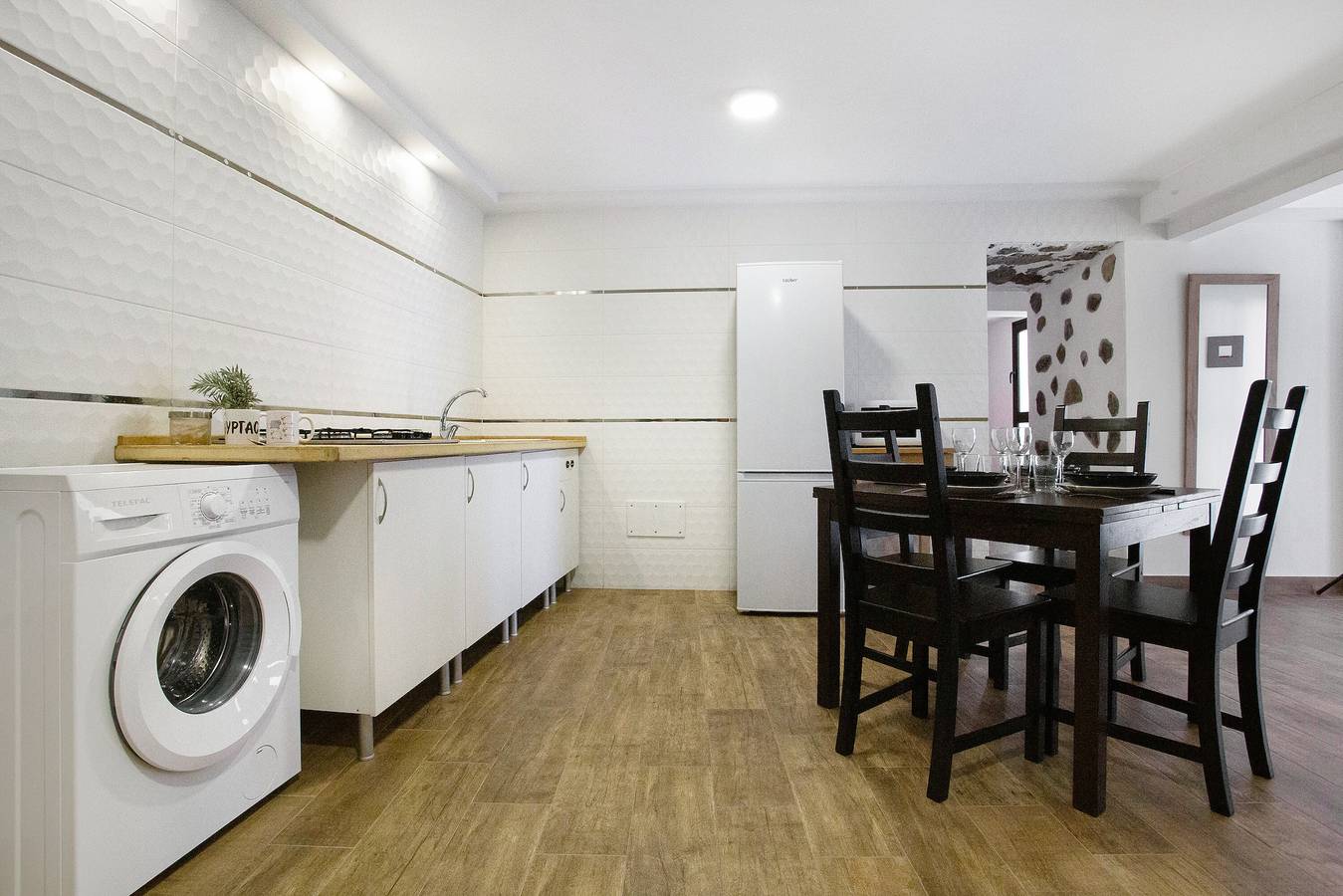 Apartamento entero, Apartamento de vacaciones 'Las Palmeras' con terraza compartida in Güímar, Tenerife Sur