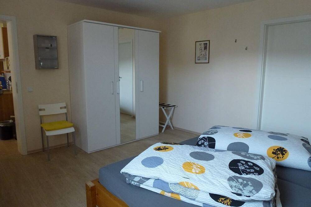 Ganze Wohnung, Ferienwohnung Kornelia Baeumcher - Appartement/Fewo, Dusche, Wc in Burg Eltz, Treis-Karden