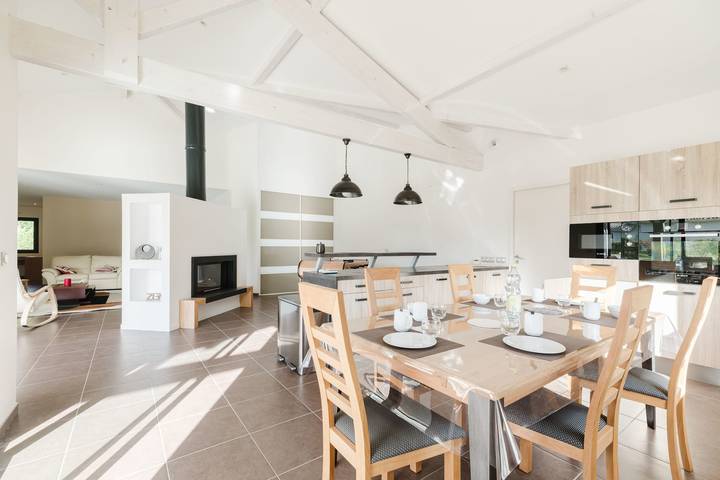 Location de vacances pour 6 personnes, avec piscine ainsi que jardin et terrasse dans Réserve naturelle du Courant d'Huchet - 4