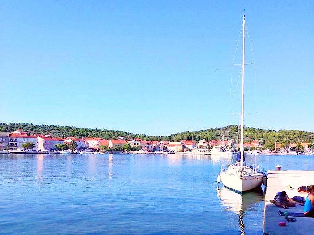 Ganze Wohnung, Apartman s terasom in Kukljica, Insel Ugljan