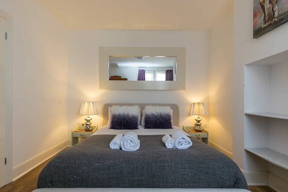 Ganze Wohnung, Super Chic Apartment in Beautiful Sunninghill - Pass the Keys in Berkshire