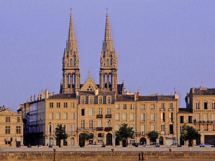 Hôtel pour 3 personnes, avec Terrasse à Lormont