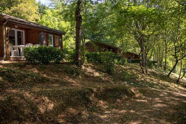 Gîte pour 4 personnes, avec terrasse et piscine à Sauveterre-de-Rouergue - 4