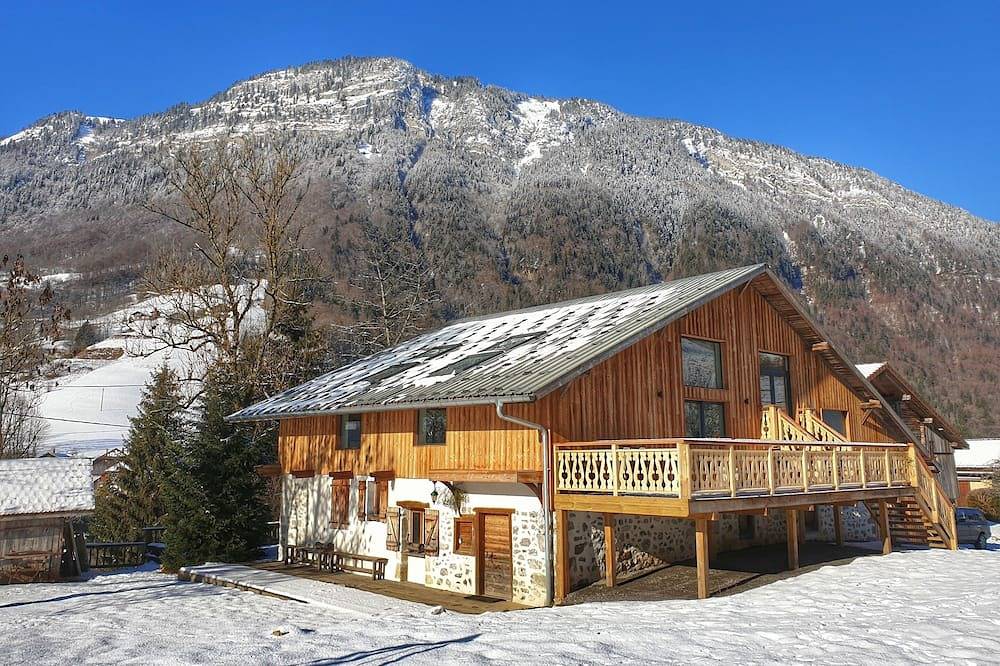 Chalet Jamoo, authentisch renovierter Bauernhof im Herzen von Aravis in Glières-Val-de-Borne, Region Bonneville