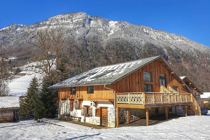 Chalet pour 10 personnes, avec jardin et terrasse, animaux acceptés
