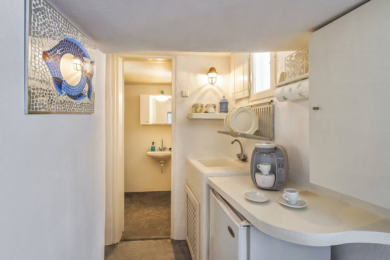 Pyrgos 3-Bed Villa, Sleeps 8, with Pool and Aircon in Exo Gonia, Santorini
