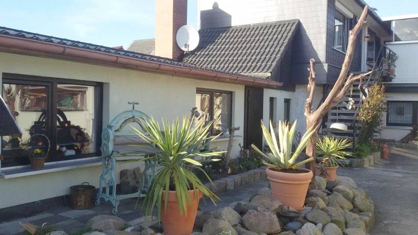 Ferienwohnung für 2 Personen, mit Terrasse und Garten in Dierkow - 2