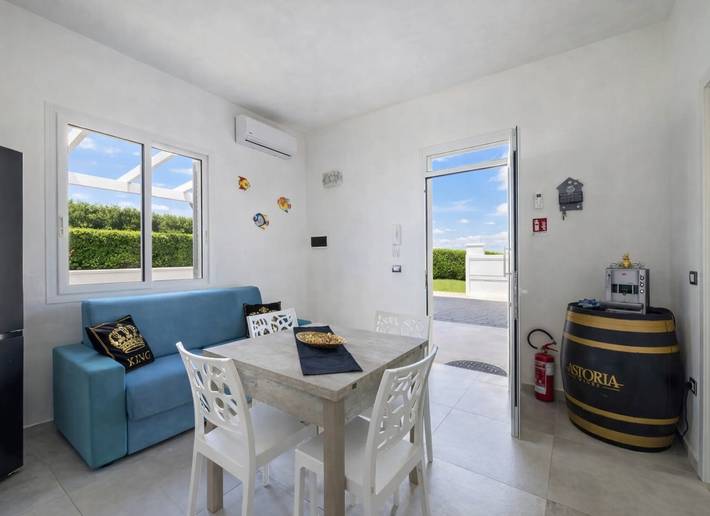 Casa vacanza per 4 persone, con giardino, adatto a famiglie con bambini a Porto Cesareo