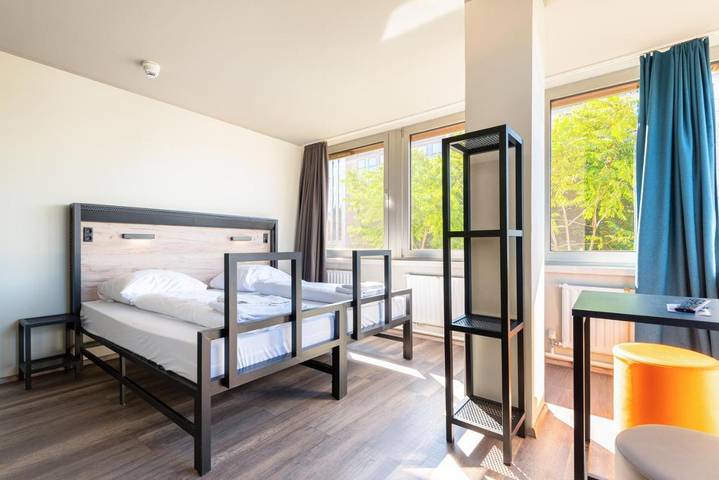 Hôtel pour 3 personnes, avec terrasse, animaux acceptés à Francfort-sur-le-Main - 3