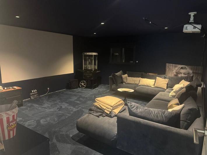 Location de vacances pour 12 personnes, avec piscine et jardin à Ambarès-et-Lagrave - 3