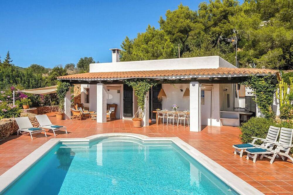 New! Villa Can Guillem Patri in Sant Carles de Peralta, Santa Eulària des Riu