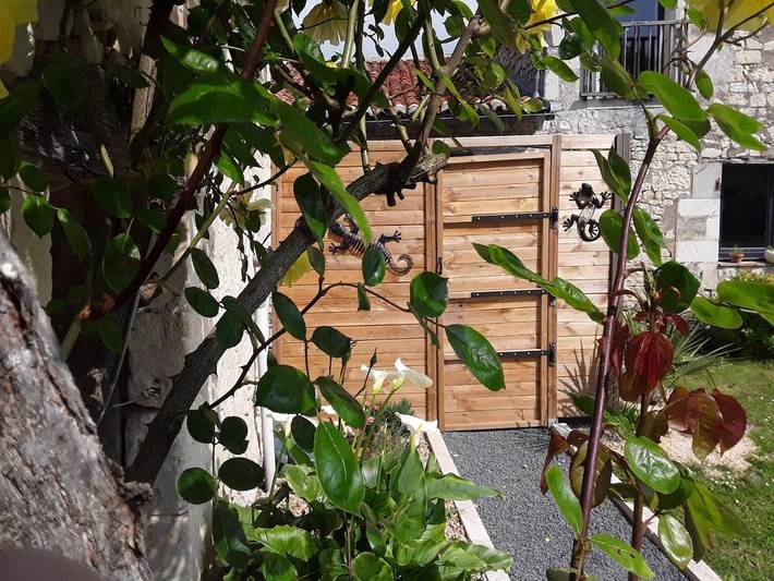 Location de vacances pour 6 personnes, avec jardin à Lémeré - 4