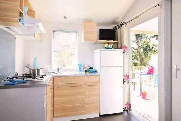 Mobil home pour 6 personnes à Chastanier