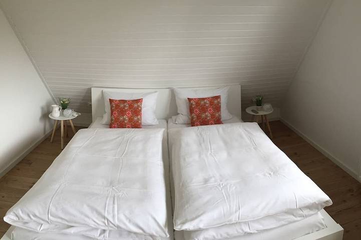 Ferienhaus für 10 Personen, mit Balkon und Garten in Wilhelmshaven - 4