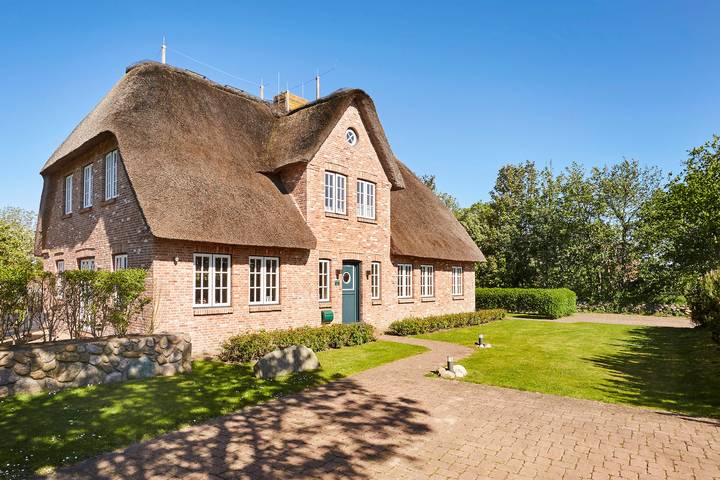 Ferienhaus für 6 Personen, mit Garten und Sauna sowie Terrasse in Utersum