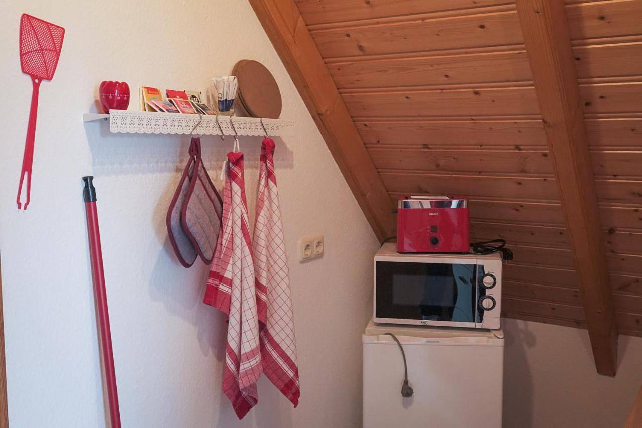 Ganze Wohnung, B&B Talstation Ferienwohnung für 2 Personen in Hörselberg-Hainich, Hainich