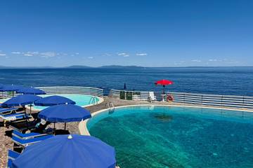 Villa mit pool für 7 Personen, mit Garten und Pool sowie Balkon auf Elba