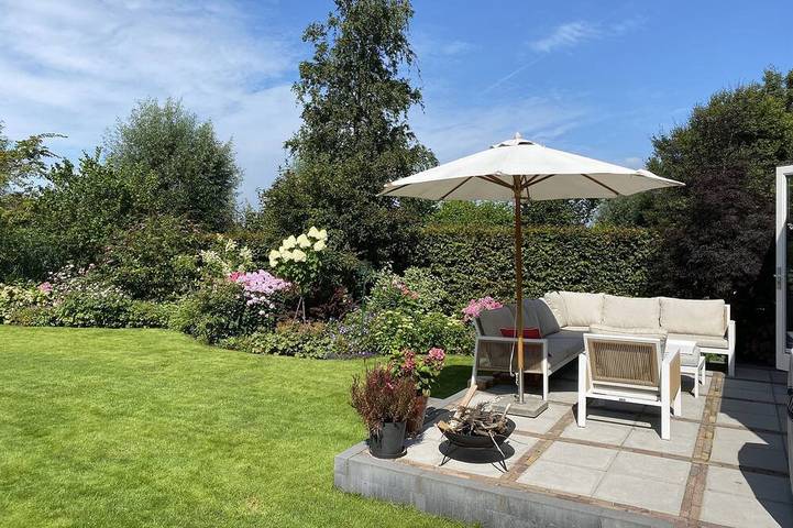 Ferienhaus für 6 Personen, mit Whirlpool und Garten