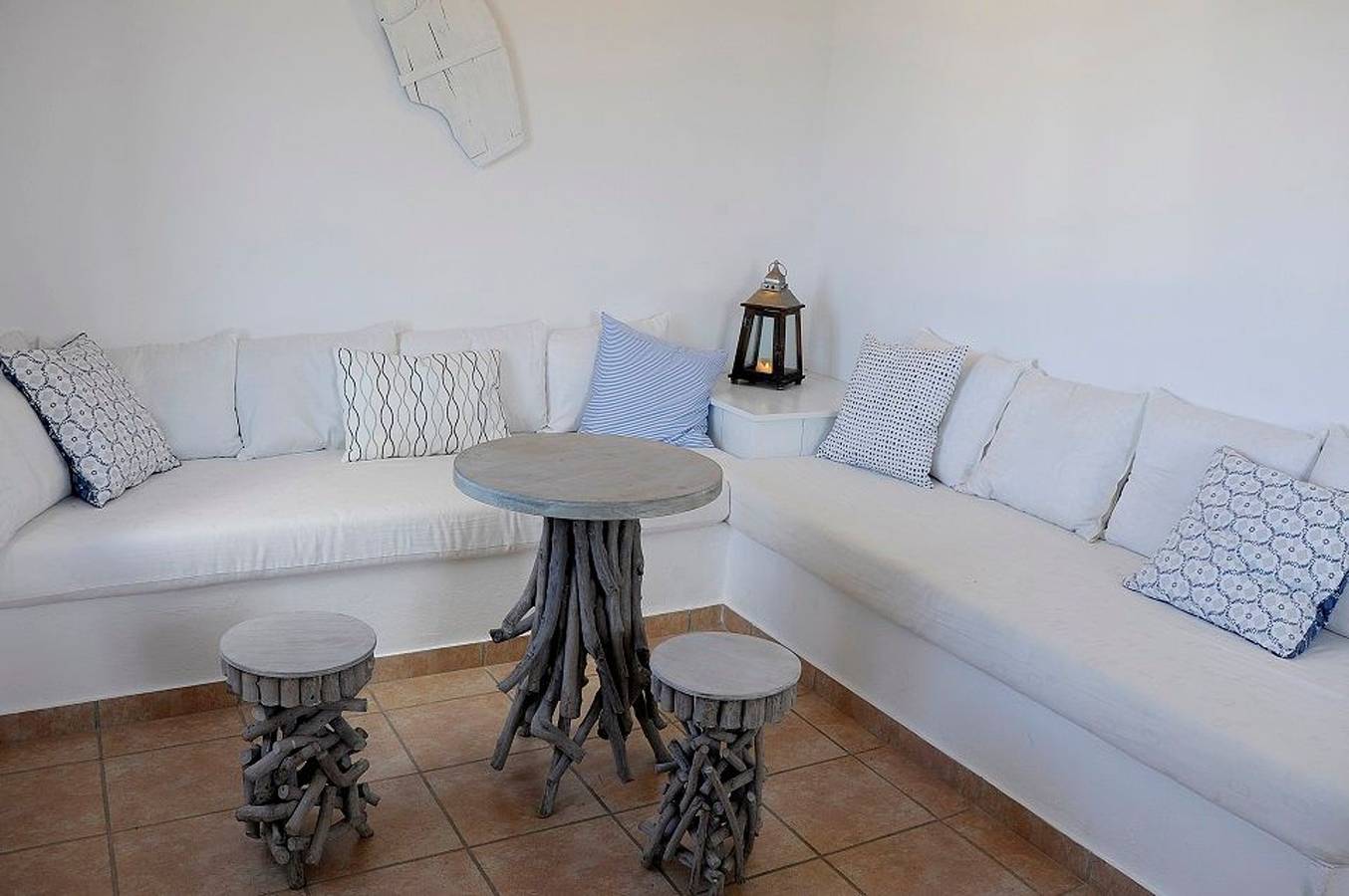 Calytheron Suite, Furnished Terrace, Sea Views, Milos in Pollonia, Milos