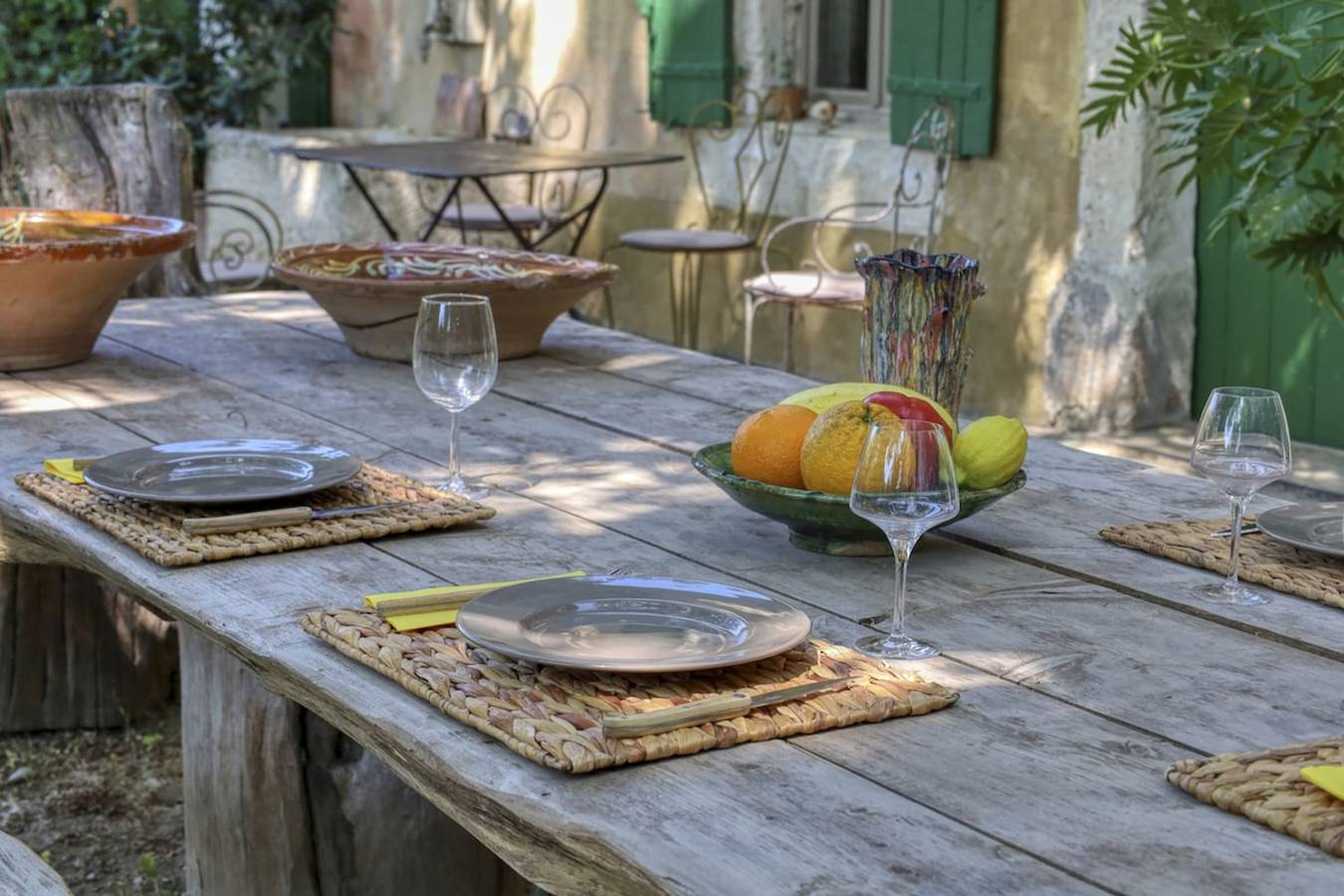 Le Mas des Anges                           in Cabannes, Arles region