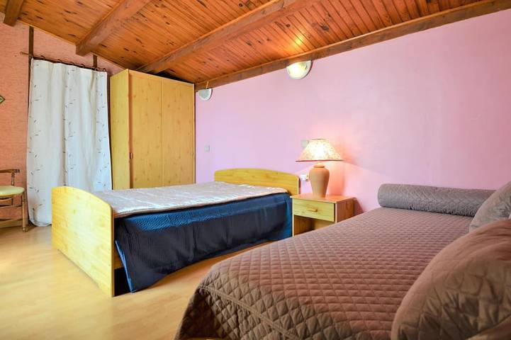 Location de vacances pour 7 personnes, avec terrasse à Laudun-l'Ardoise - 3